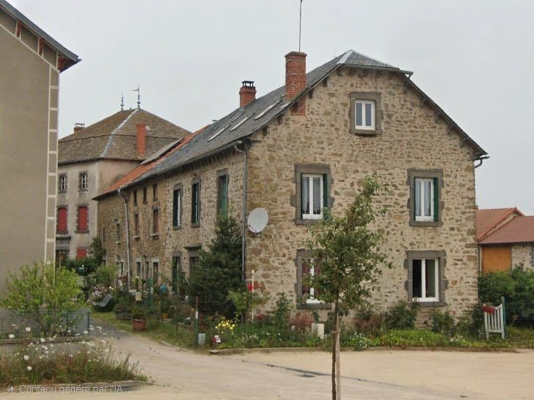 Maison à vendre à Saint-Mary-le-Plain (15500)